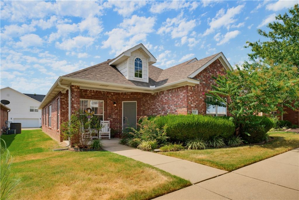 7133 Coyote Crossing Avenue  Springdale, AR 72762