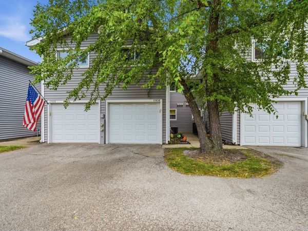 17438 W Chestnut Lane , Gurnee, IL 60031
