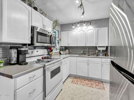 1075 Stewart Street, Reno, NV 89502 Photo