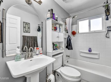 1075 Stewart Street, Reno, NV 89502 Photo