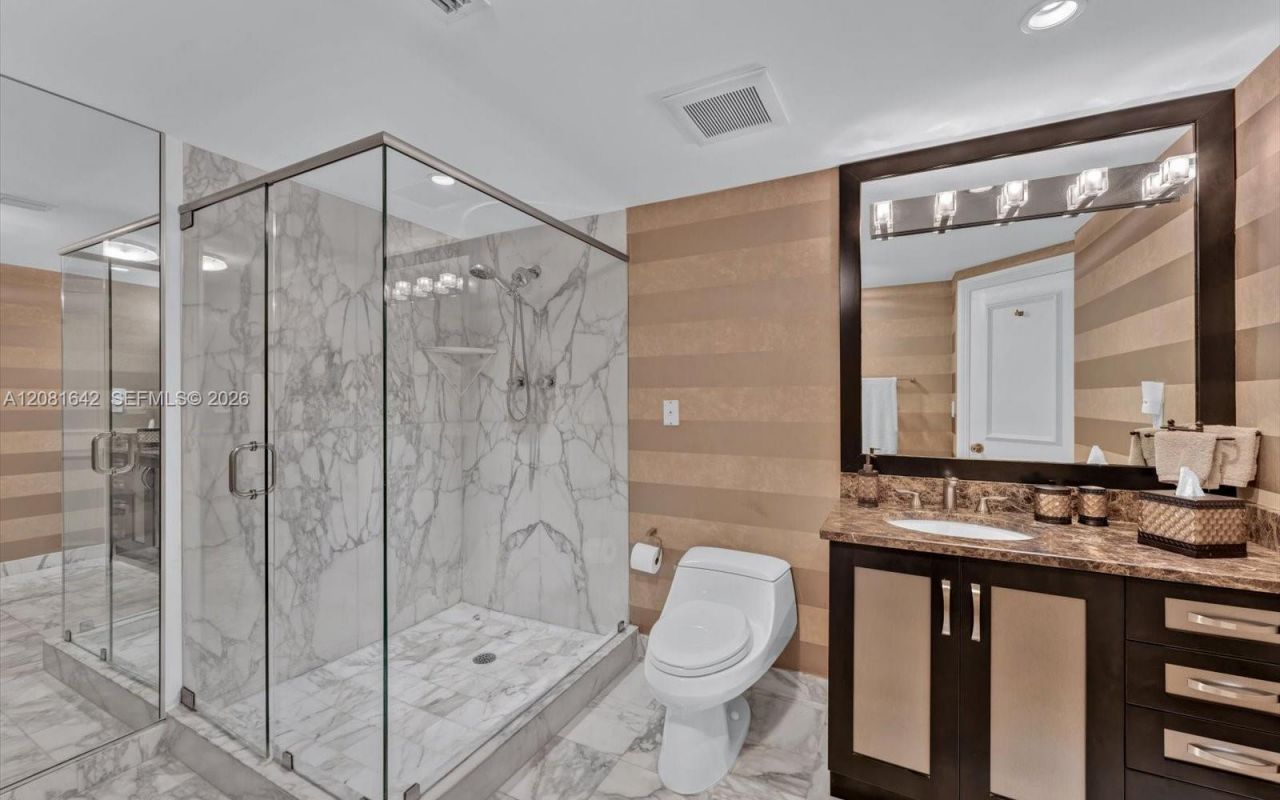 10155 Collins Ave, Unit 1504, Bal Harbour, FL 33154 Photo