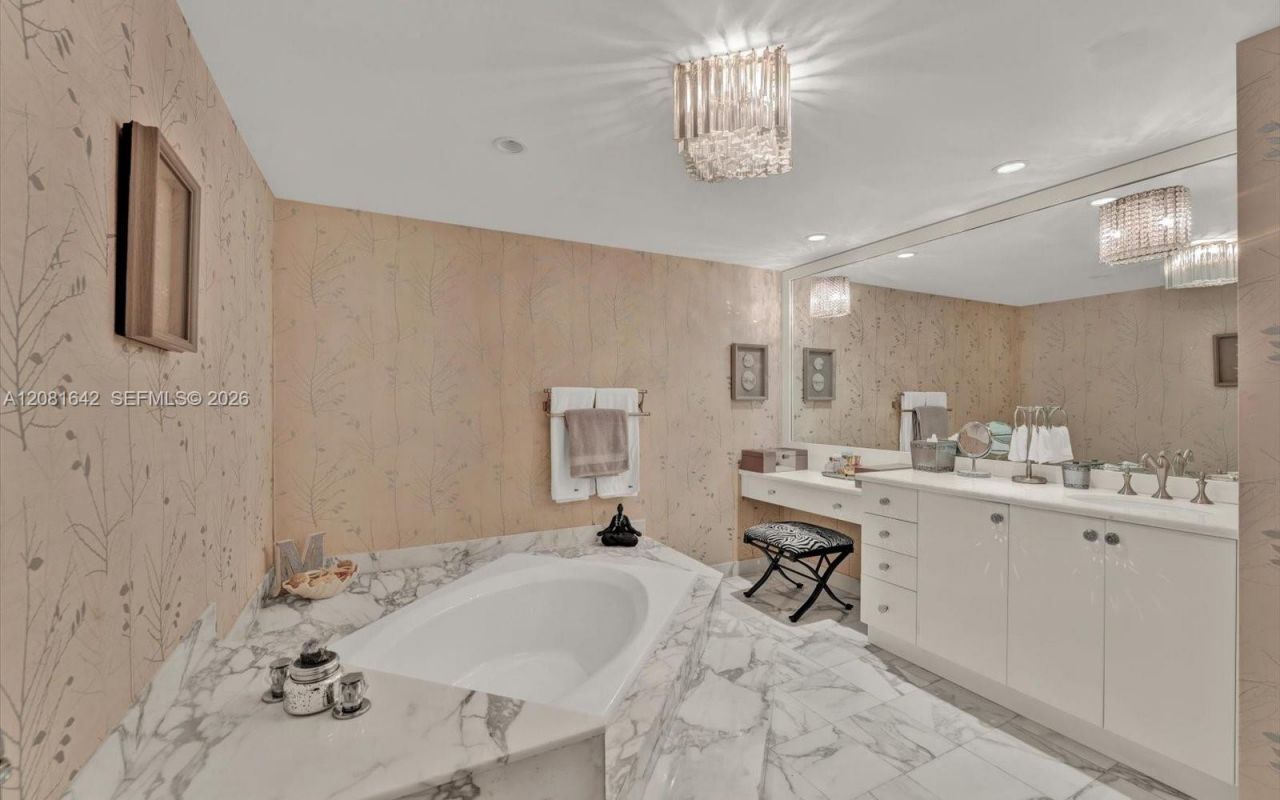 10155 Collins Ave, Unit 1504, Bal Harbour, FL 33154 Photo