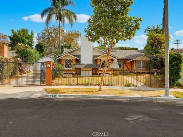 2681 Channing Way, Los Alamitos, CA 90720