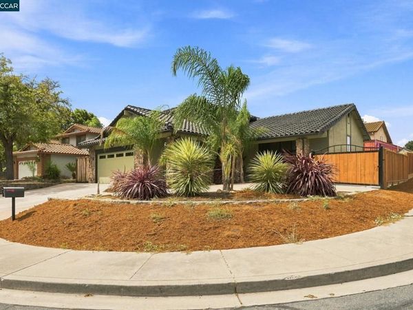 1900 Yellowstone Ct, Antioch, CA 94509