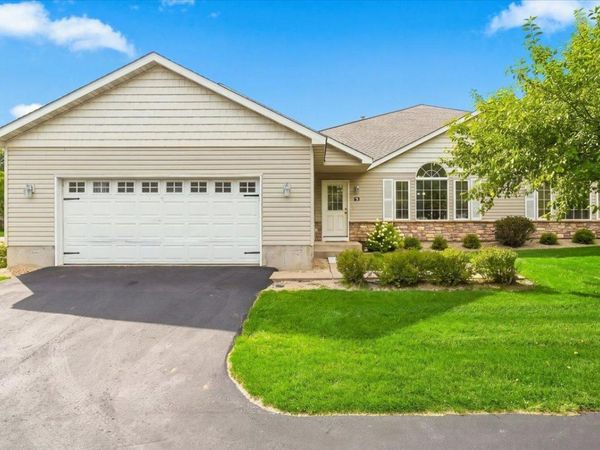 63 Brighton Path, Hudson, WI 54016