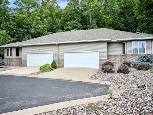 68 Whispering Avenue, Winona, MN 55987