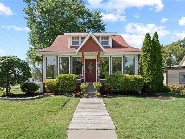 12910 Grandview Road, Grandview, MO 64030