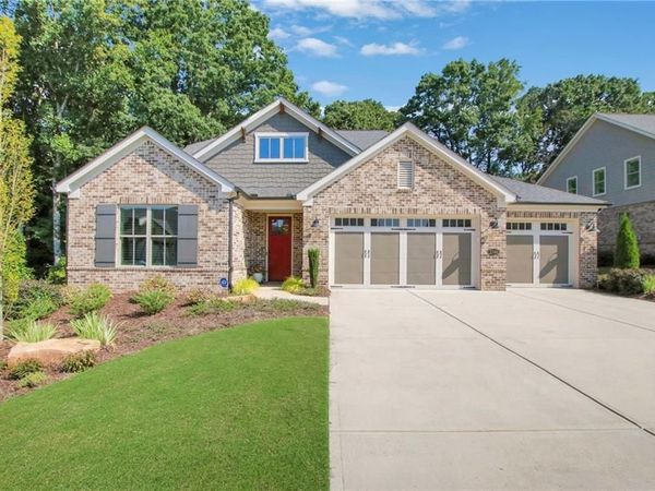 2340 Windsor Bluffs Drive, Cumming, GA 30041