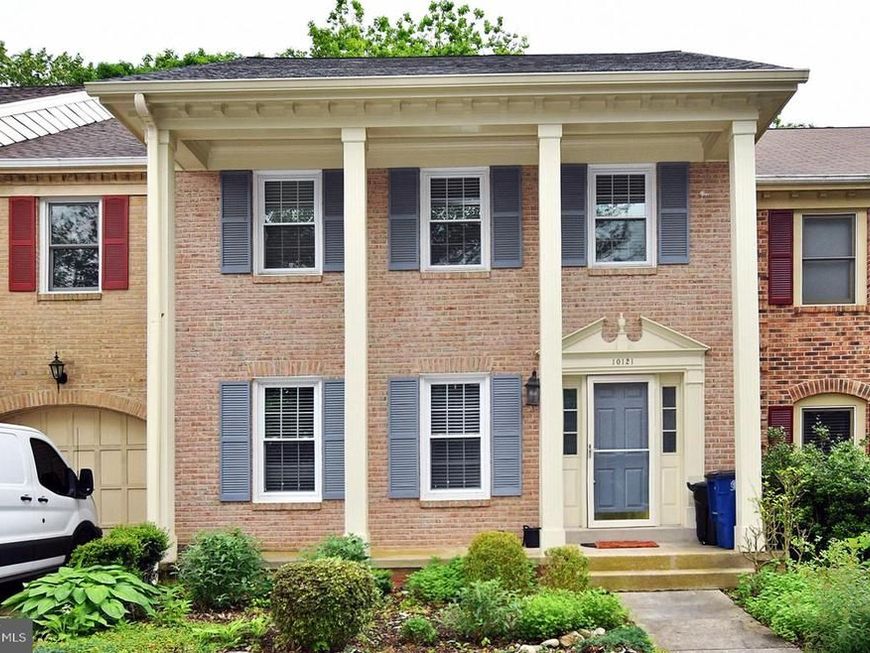 10121 Crestberry Place, Bethesda, MD 20817 Main Photo