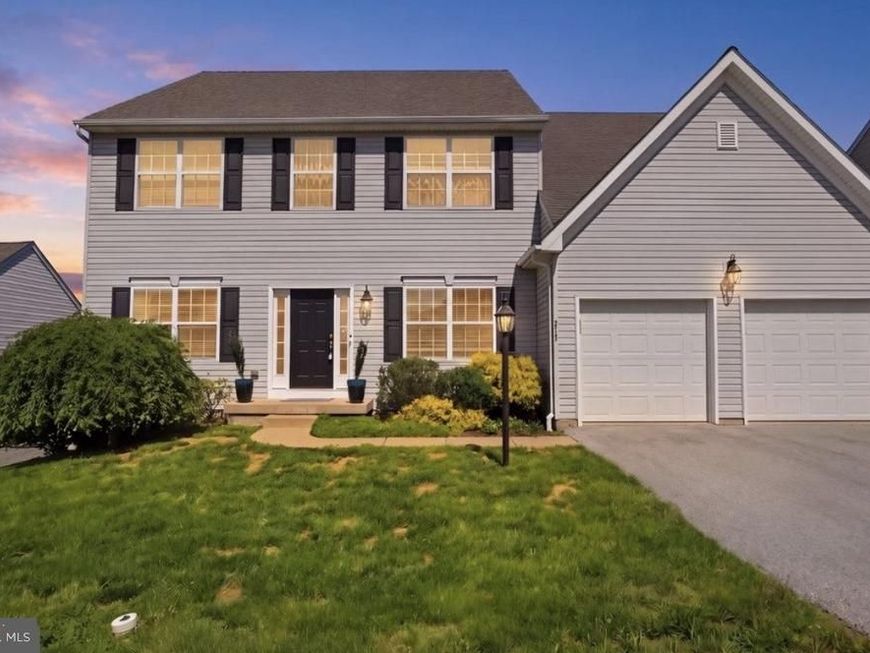 215 Azalea Drive, Windsor, PA 17366 Main Photo