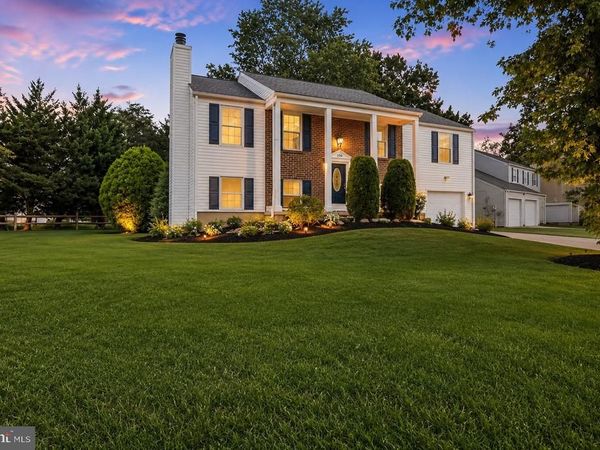 2570 SUSSEX COURT, WALDORF, MD 20602