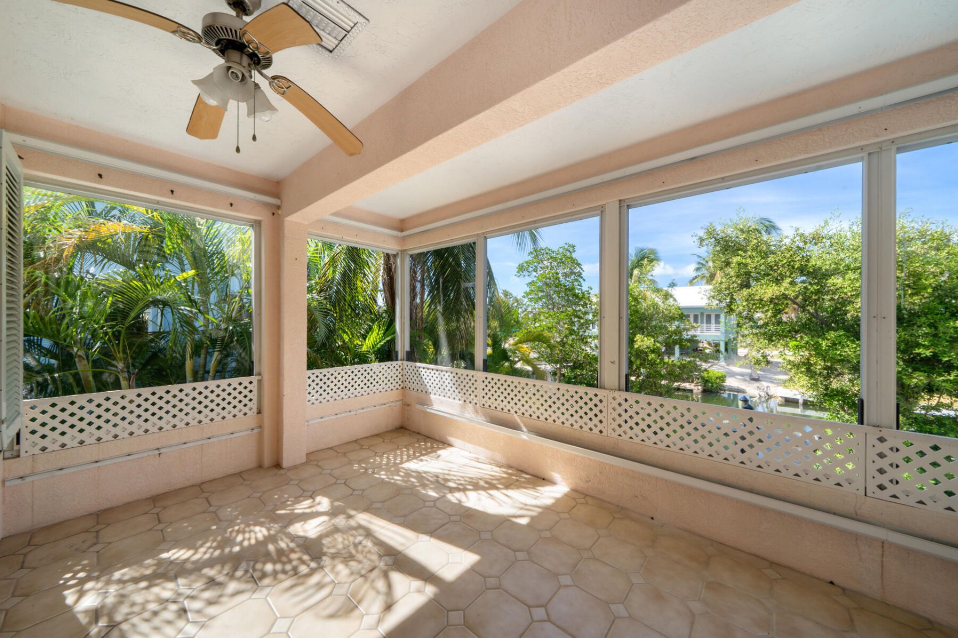 105 Santa Barbara, Marathon, FL 33050 Photo