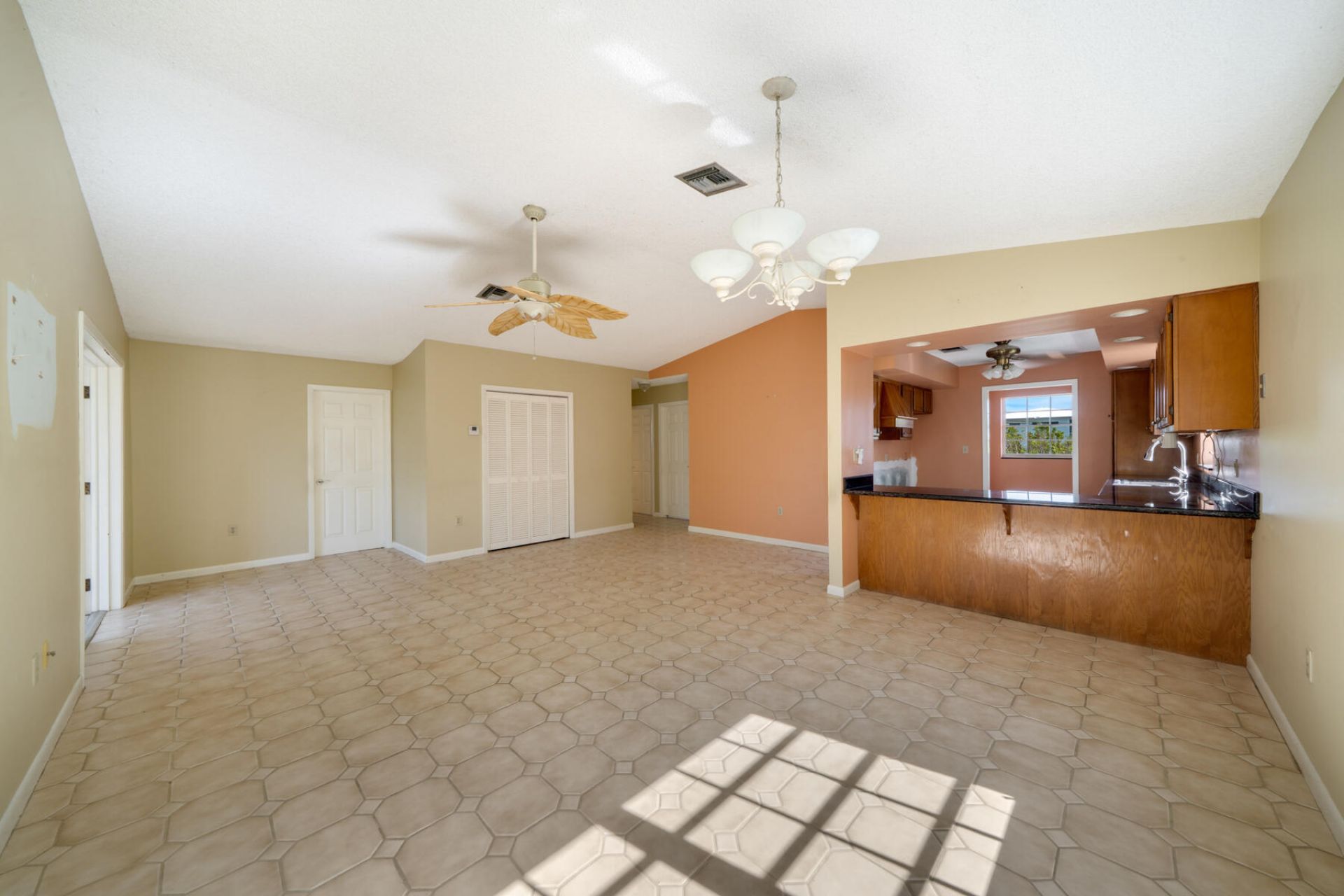 105 Santa Barbara, Marathon, FL 33050 Photo