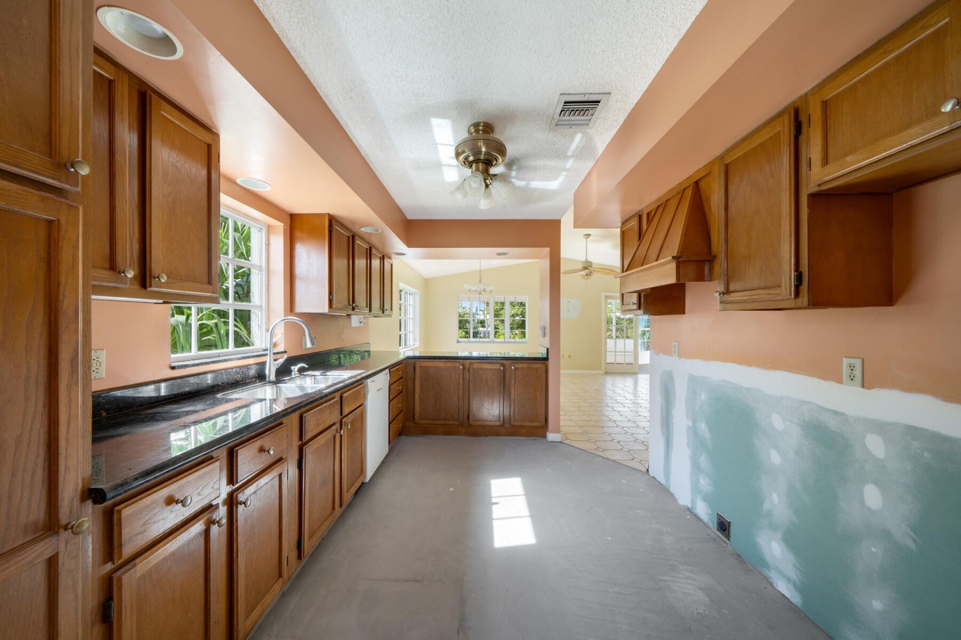 105 Santa Barbara, Marathon, FL 33050 Photo
