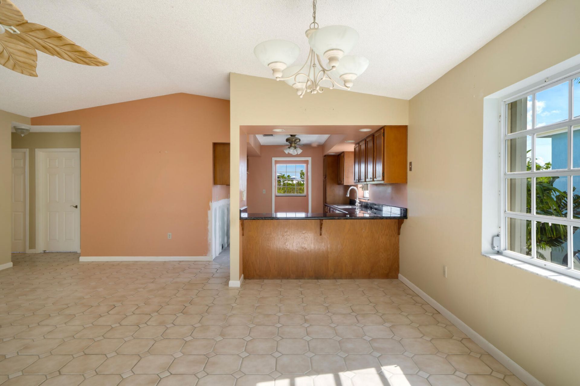 105 Santa Barbara, Marathon, FL 33050 Photo