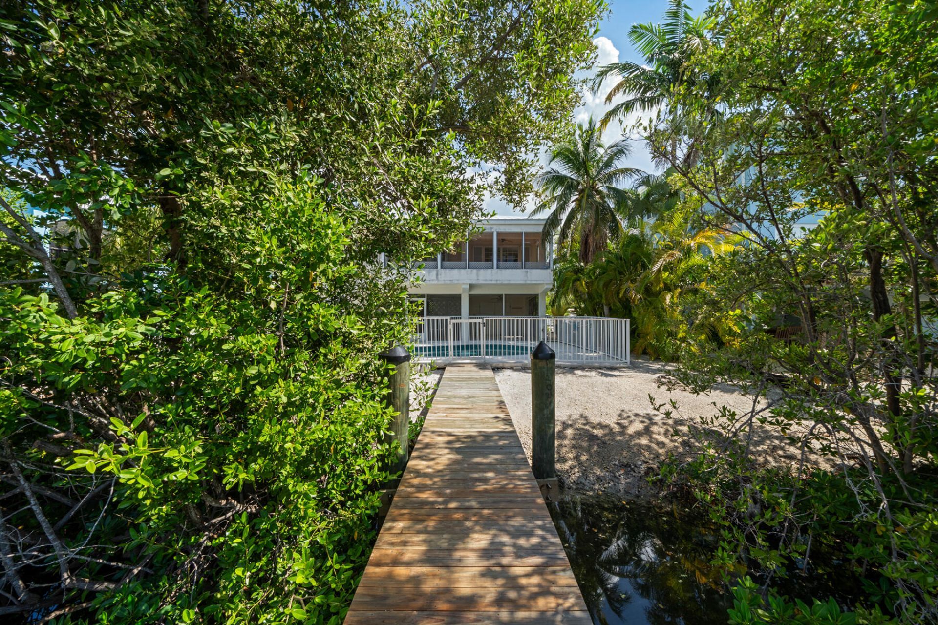 105 Santa Barbara, Marathon, FL 33050 Photo