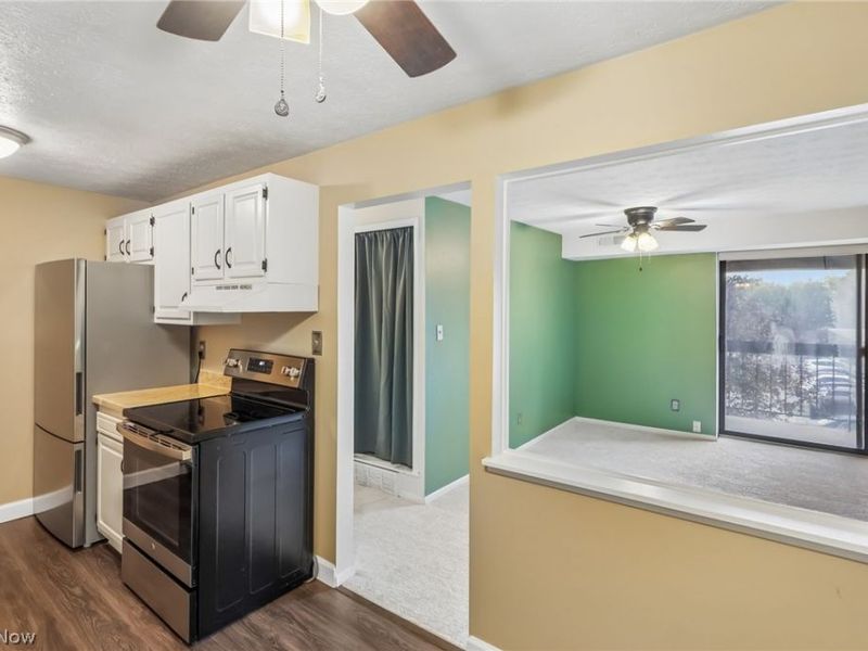 9510 Cove Drive, Unit C10, North Royalton, OH 44133 Photo 13