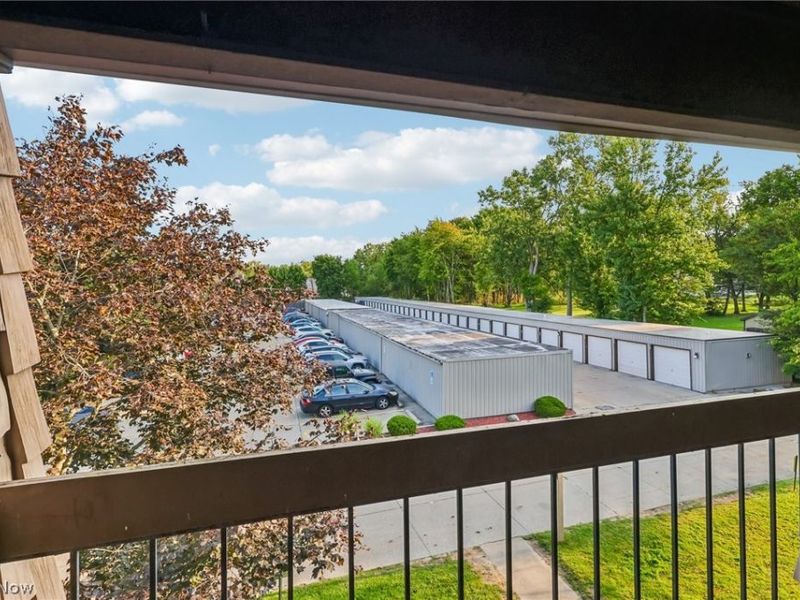 9510 Cove Drive, Unit C10, North Royalton, OH 44133 Photo 4