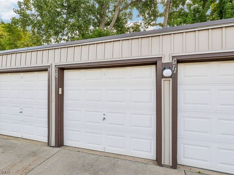 9510 Cove Drive, Unit C10, North Royalton, OH 44133 Photo 6