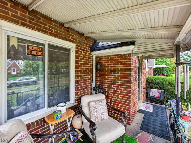 115 Sunnycliff Drive, Euclid, OH 44123 Photo 2