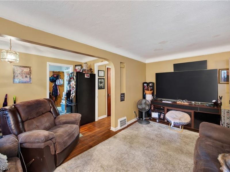 115 Sunnycliff Drive, Euclid, OH 44123 Photo 7