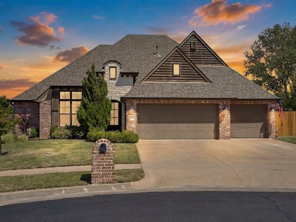 7703 E 81st Place North, Owasso, OK 74055