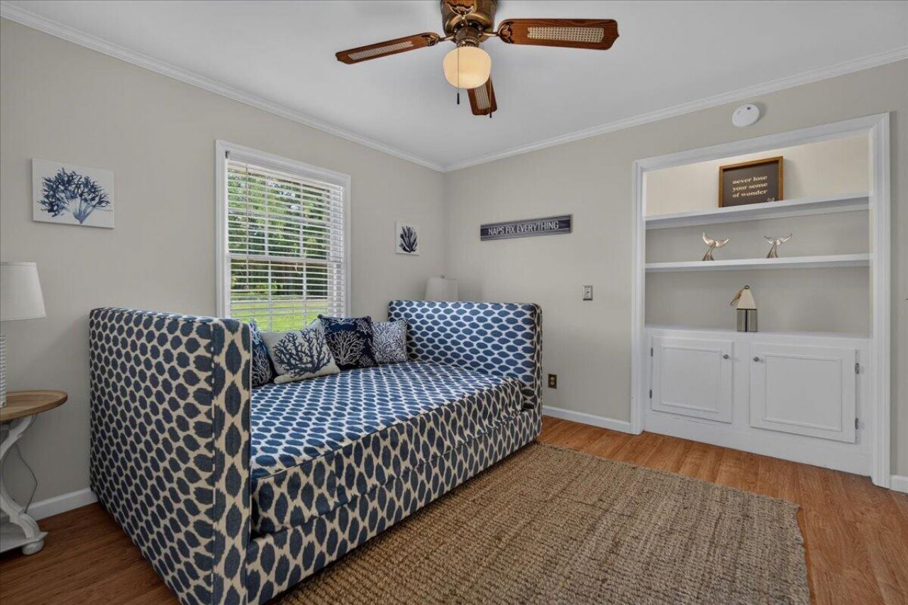 127 Dickinson Street Photo 39