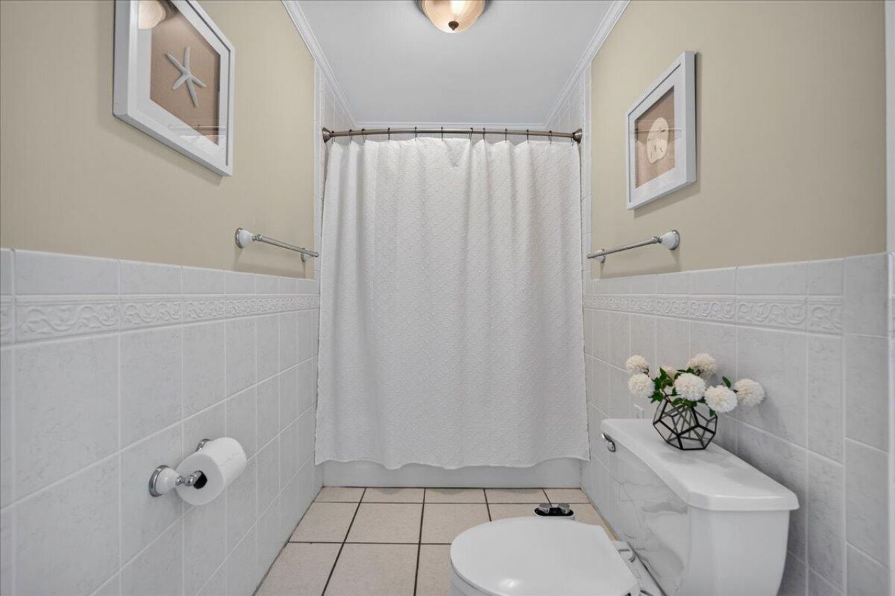 127 Dickinson Street Photo 58