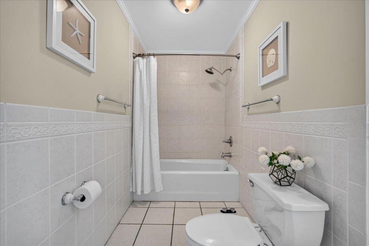 127 Dickinson Street Photo 59