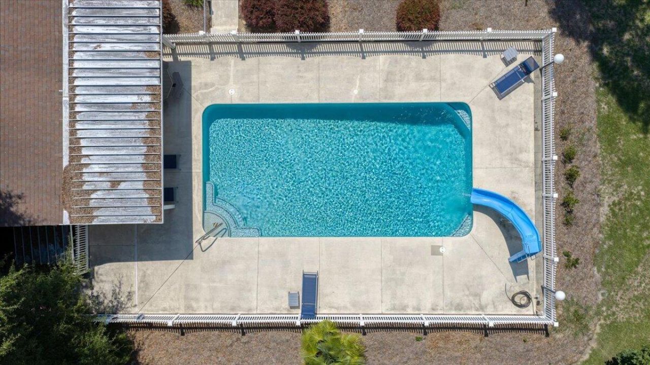 127 Dickinson Street Photo 70