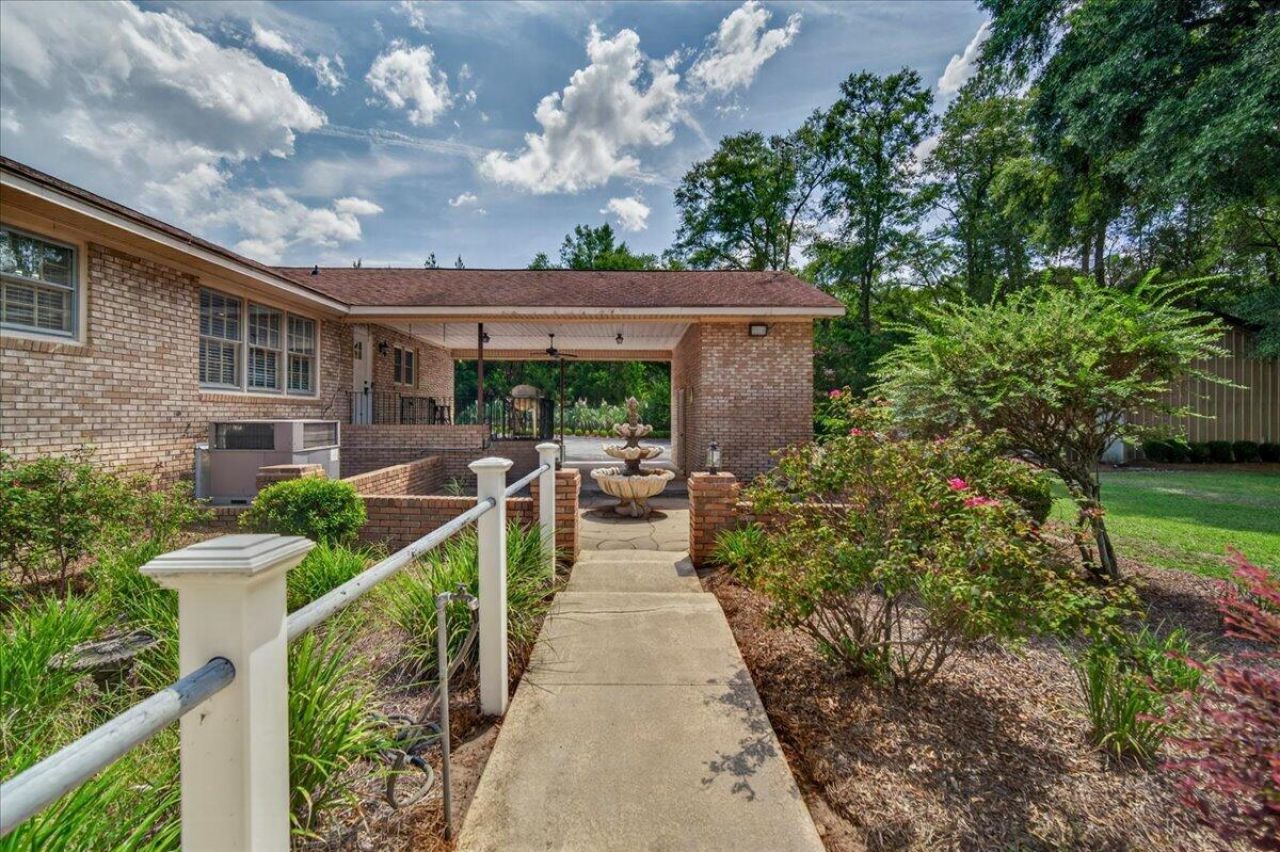 127 Dickinson Street Photo 71