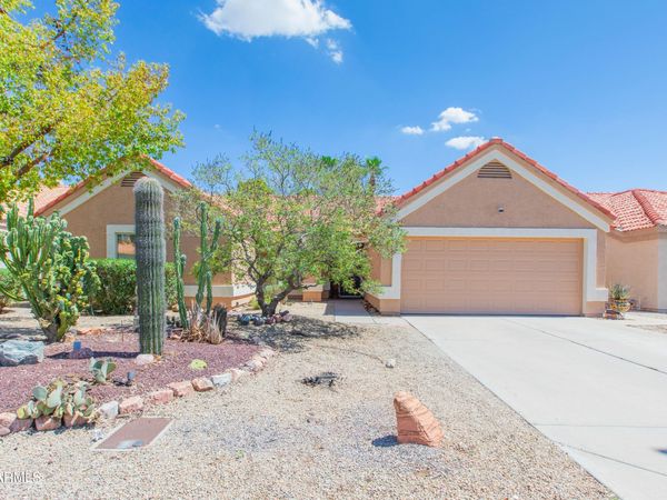 651 N COBBLESTONE Street, Gilbert, AZ 85234