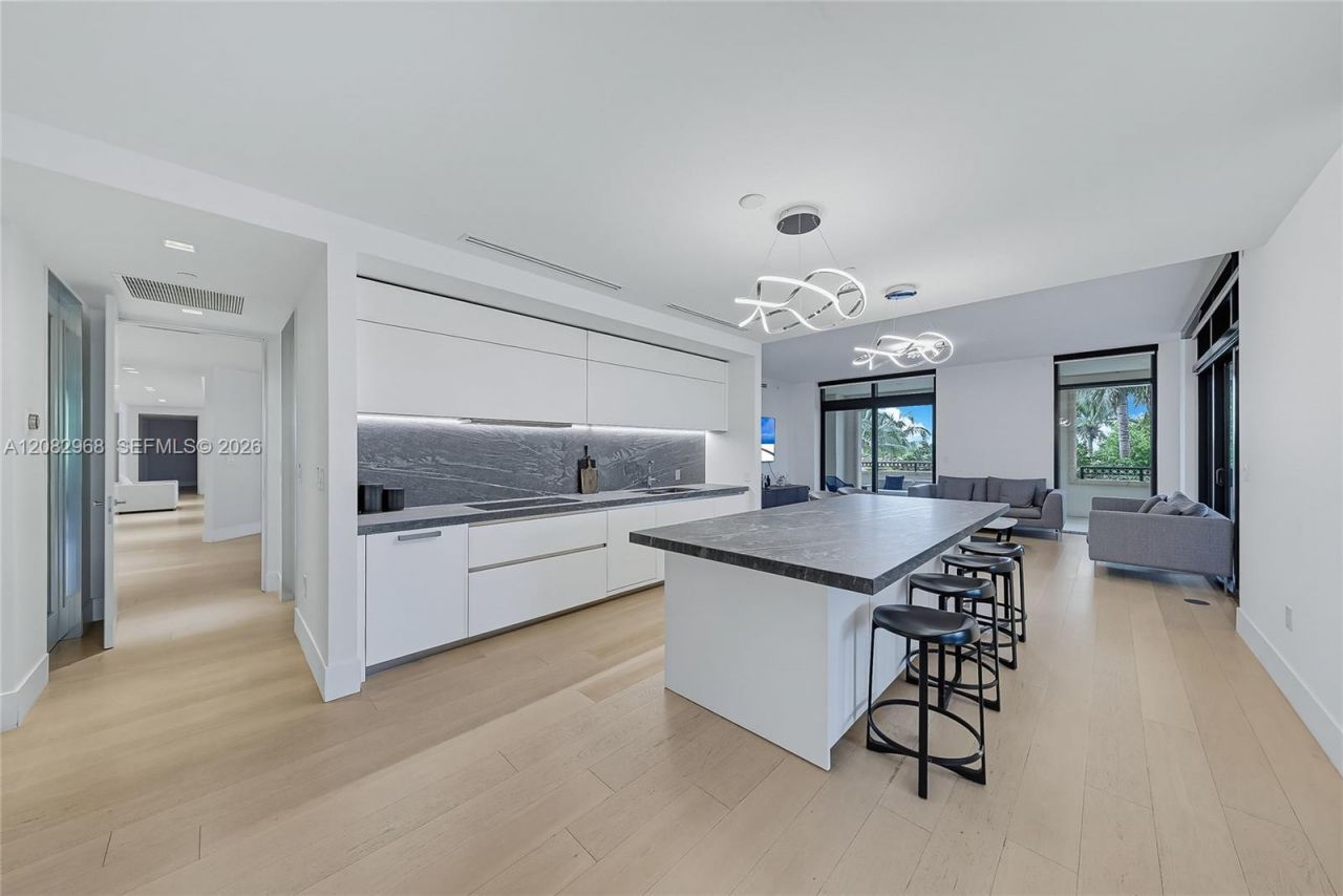 7025 Fisher Island Dr, Unit 7025, Miami Beach, FL 33109 Photo