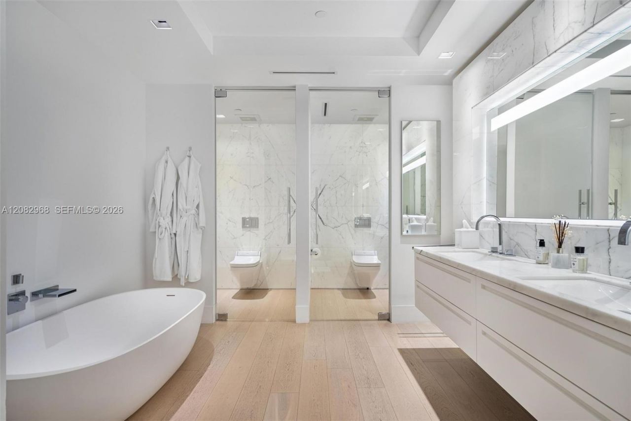 7025 Fisher Island Dr, Unit 7025, Miami Beach, FL 33109 Photo