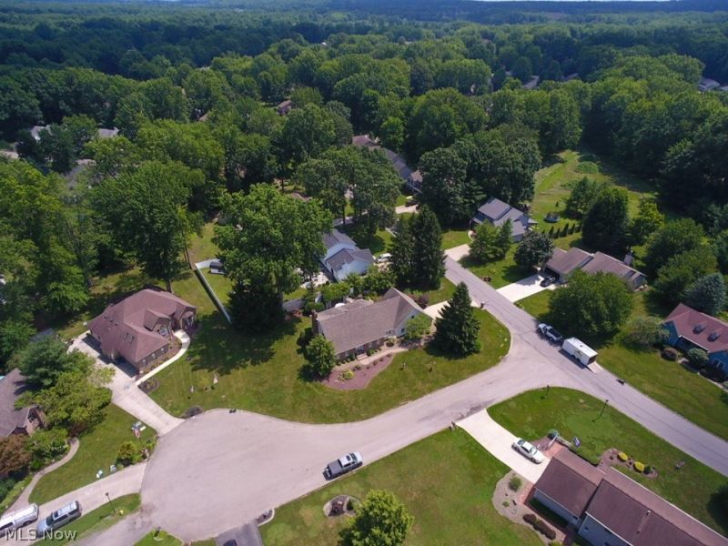 100 Onyx Place, Cortland, OH 44410 Photo 50