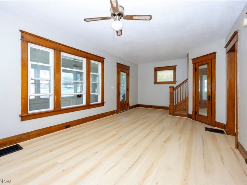 121 Chestnut Avenue NE, Massillon, OH 44646 Photo 2