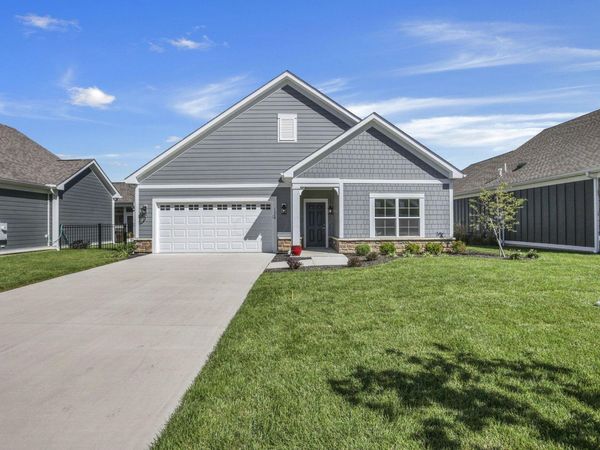 1528 Bethel Woods Boulevard, Marysville, OH 43040