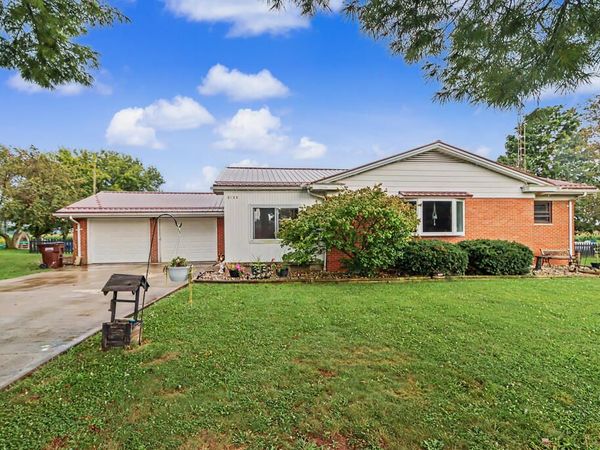 2811 Quaker Road, Bucyrus, OH 44820