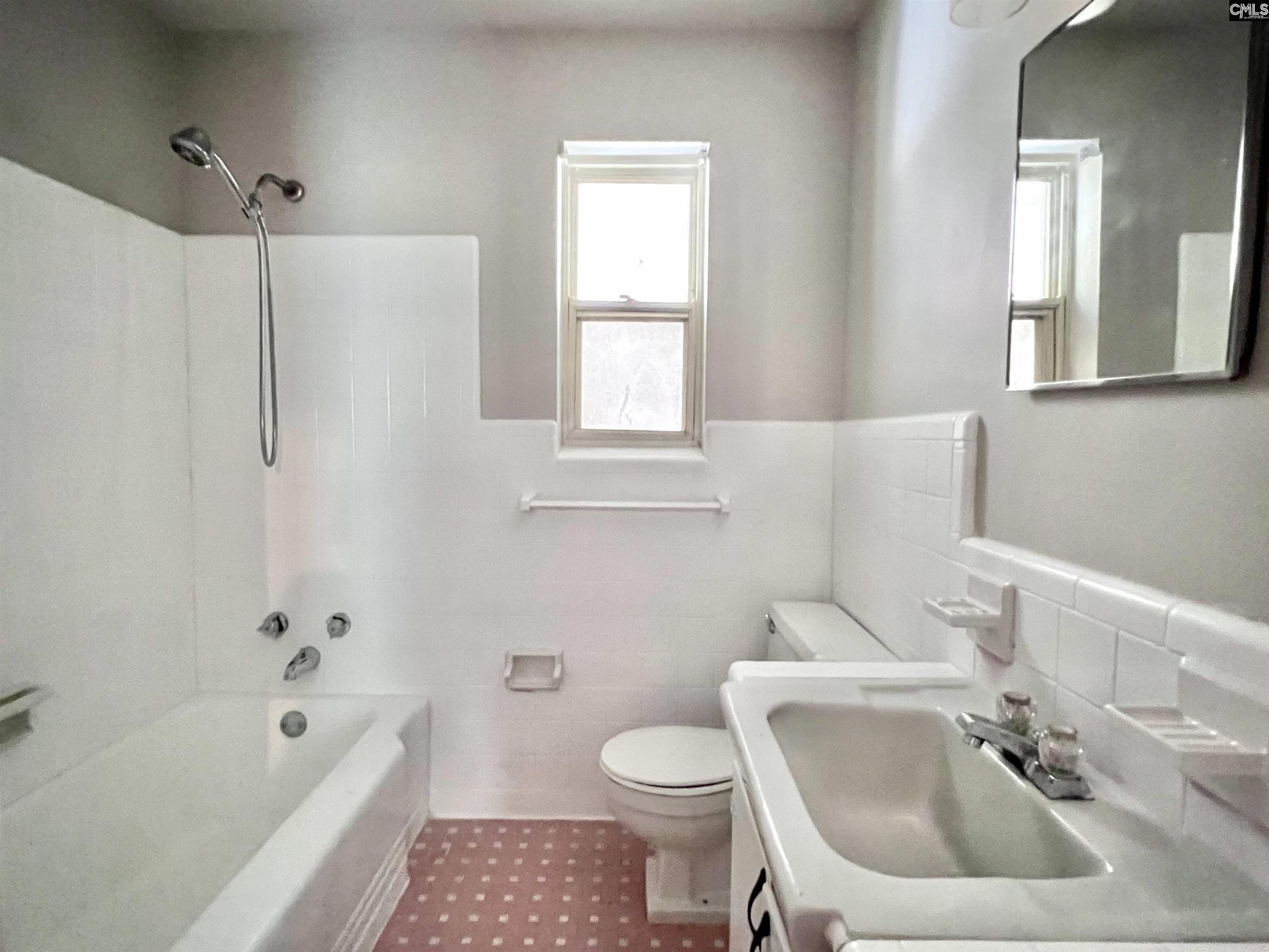 127 Whispering Pines Circle Photo 31