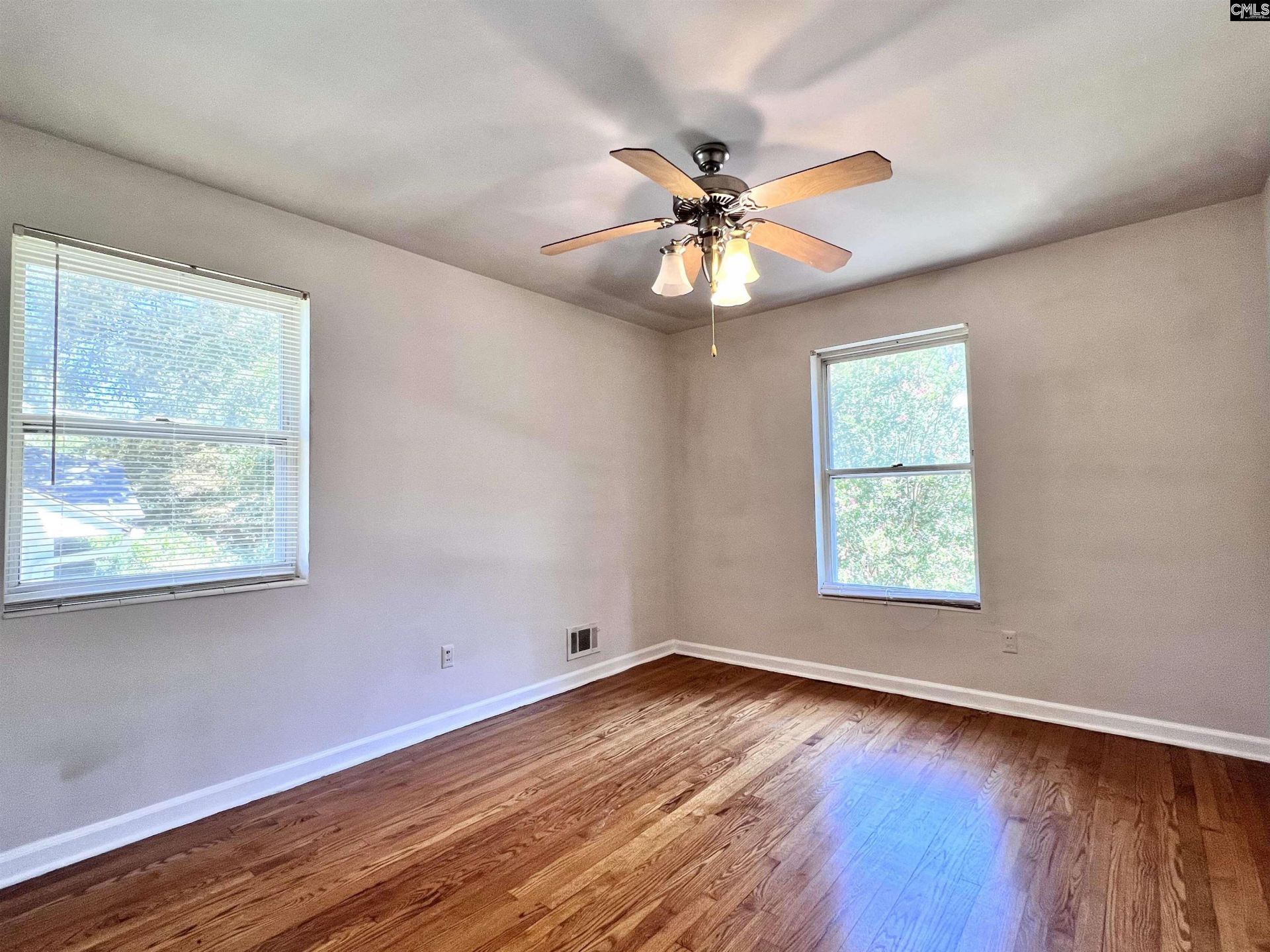 127 Whispering Pines Circle Photo 34