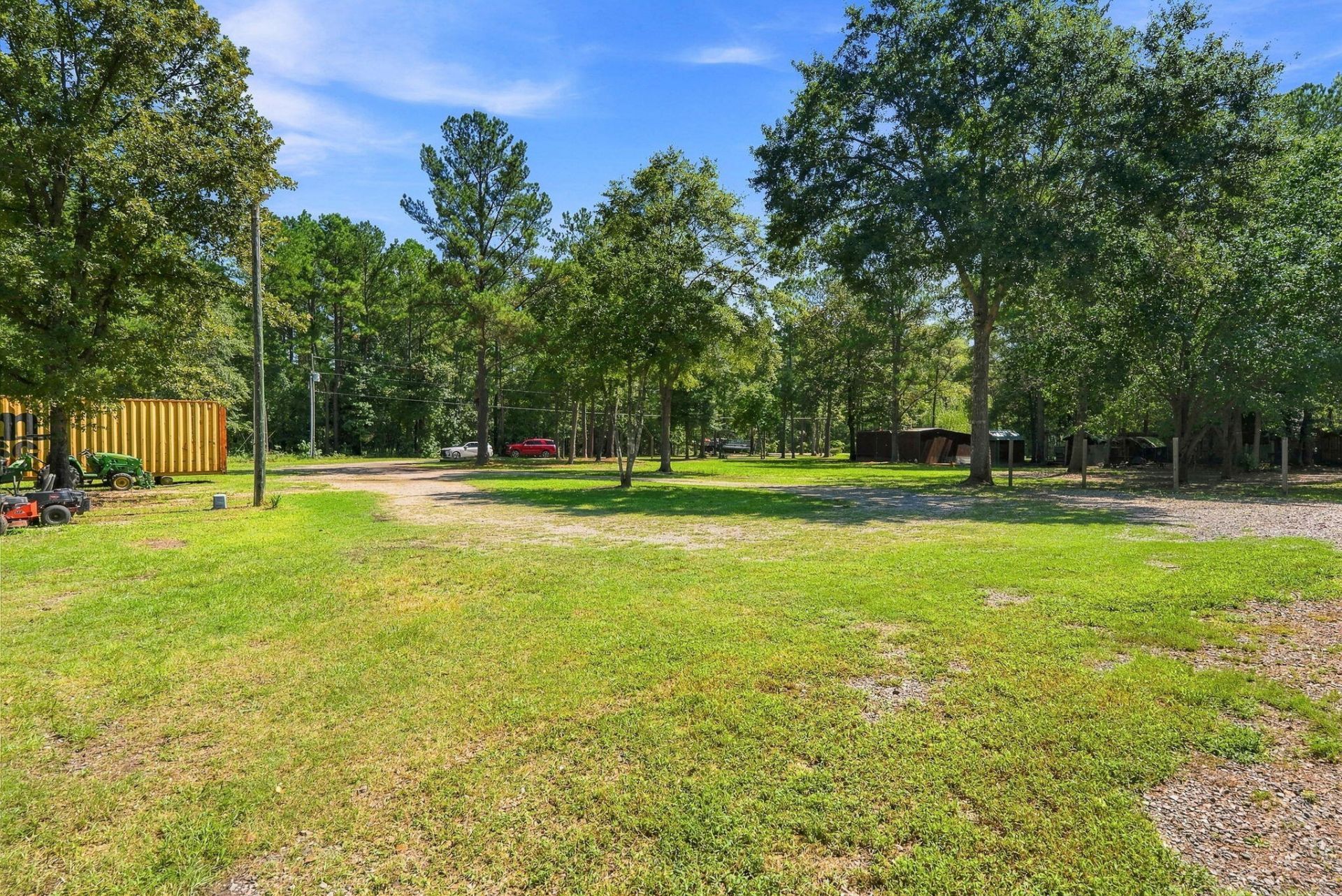 725 Yellow Brick Road Photo 21