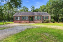 725 Yellow Brick Road photo 4