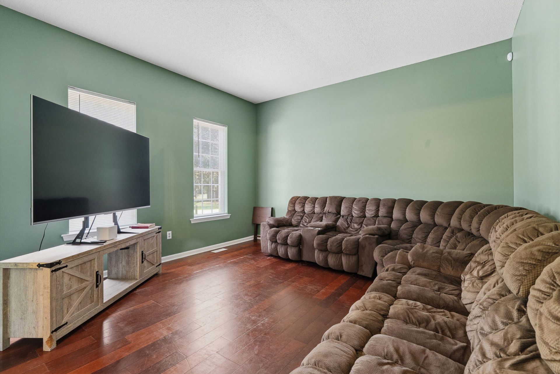 725 Yellow Brick Road Photo 30