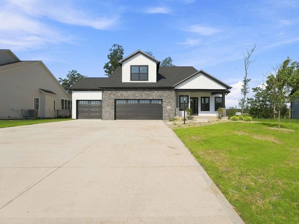 17885 Hutt Ridge Court, Huntertown, IN 46748