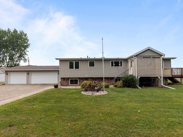 150 KOPE AVENUE, Oshkosh, WI 54901