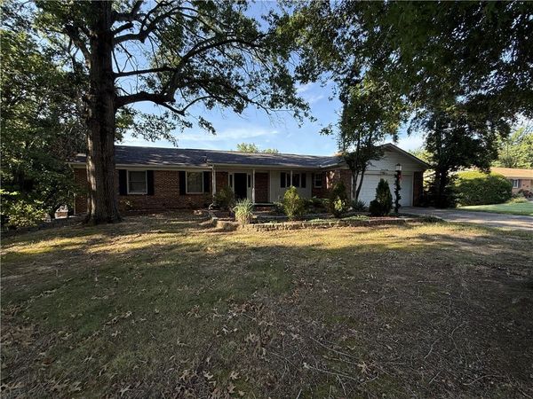 1612 Brentwood Drive , Harrison, AR 72601