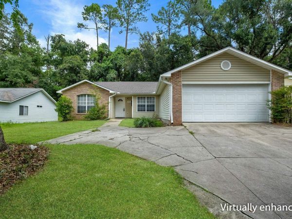 2214 Amelia Circle, Tallahassee, FL 32304