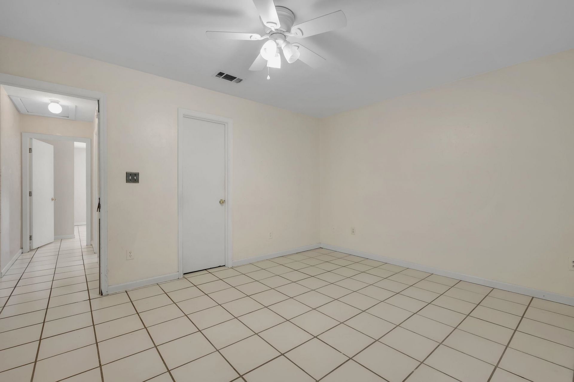 2214 Amelia Circle, Tallahassee, FL 32304 Photo