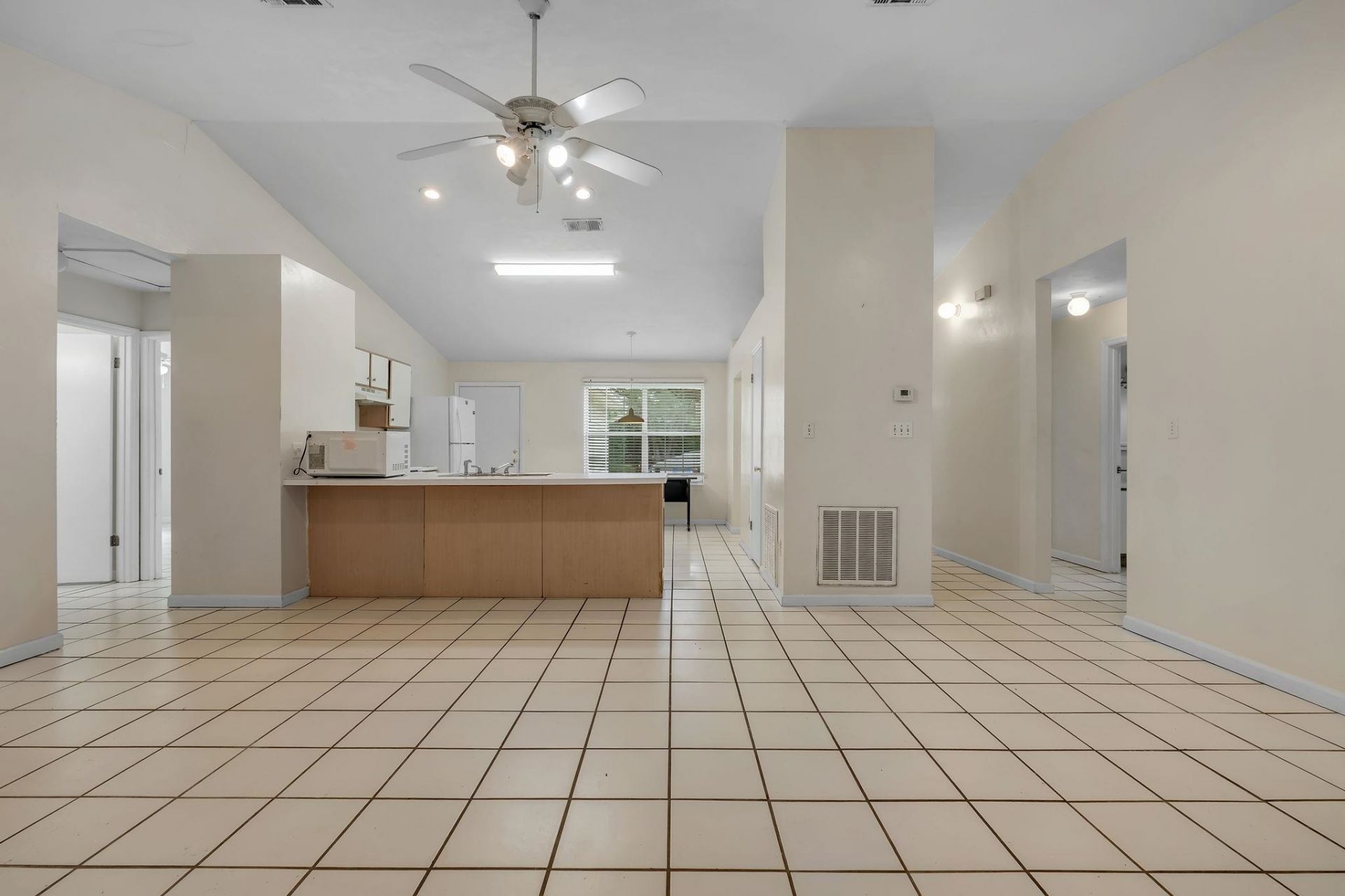 2214 Amelia Circle, Tallahassee, FL 32304 Photo