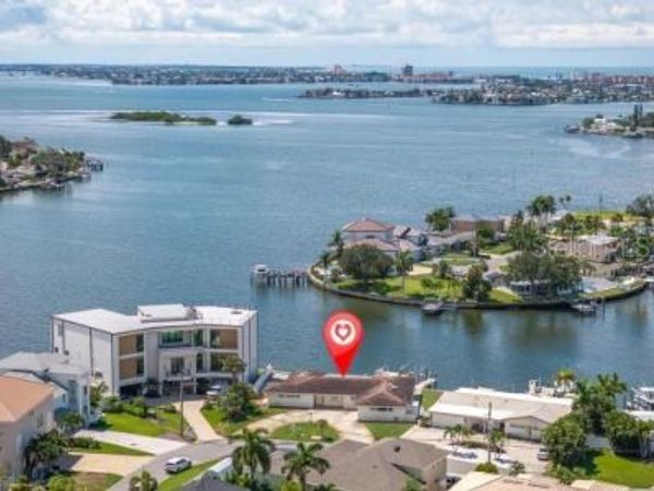 6505 DEBBIE LANE S, ST PETERSBURG, FL 33707
